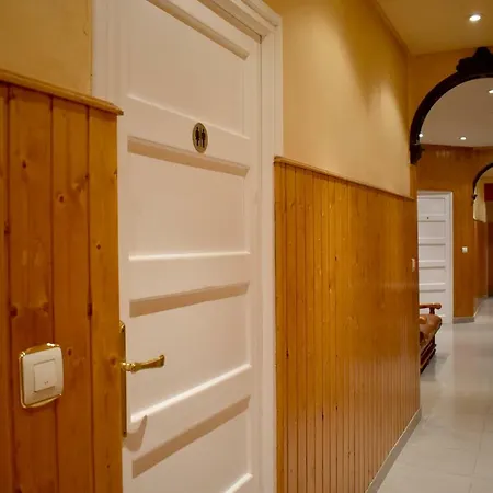 Hostal Oviedo Pensión León