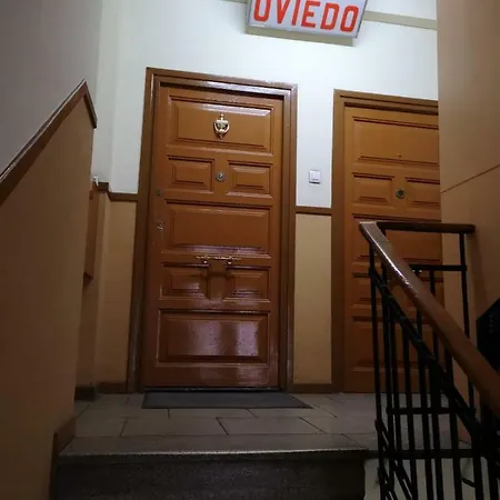 Hostal Oviedo * León