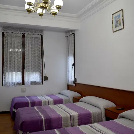 Hostal Oviedo