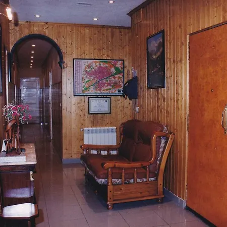 Hostal Oviedo * León