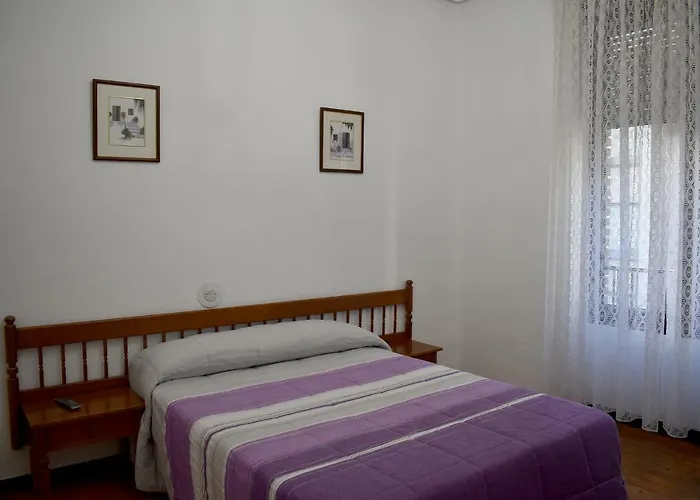 Affittacamere Hostal Oviedo *
